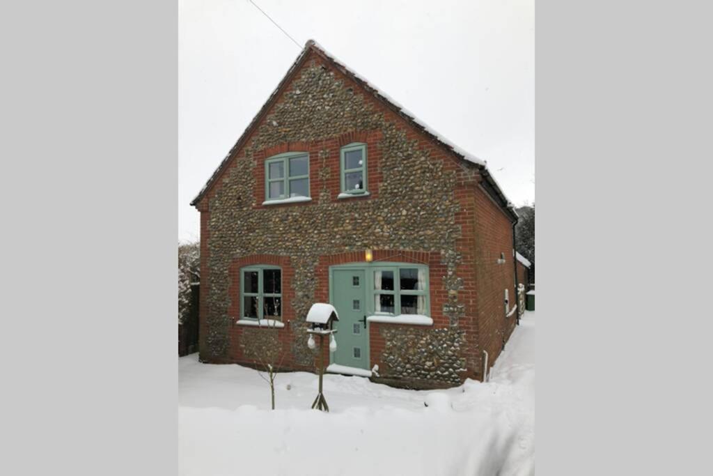 Ramblers Retreat Villa Saxthorpe Exteriör bild